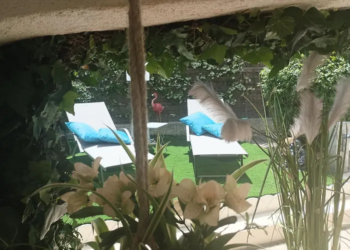 Mimilou Mont St Loup Piscine Privee