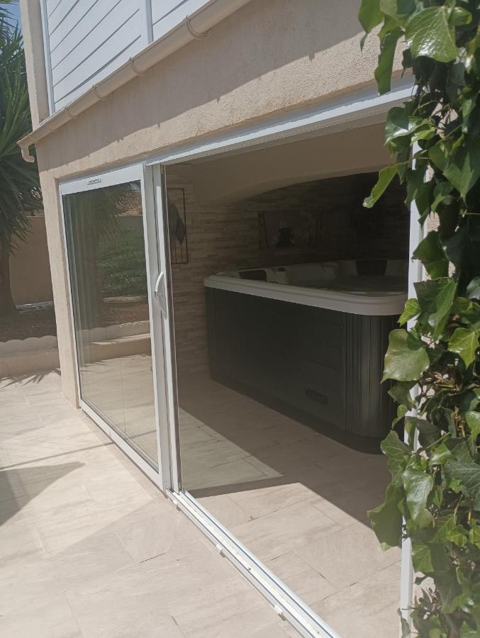 Mimilou Mont St Loup Piscine Privee Apartment